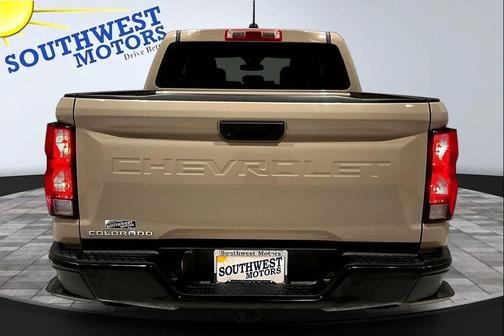 Sand Dune Metallic 2024 Chevrolet Colorado WT