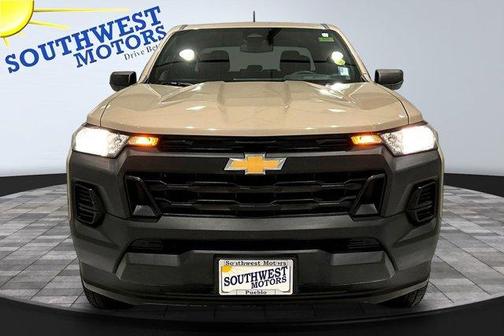 Sand Dune Metallic 2024 Chevrolet Colorado WT