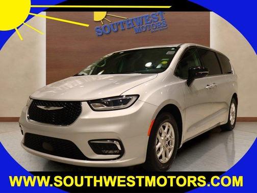 2024 Chrysler Pacifica Touring-L