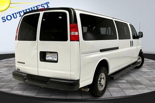 2023 Chevrolet Express 3500 LS