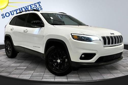 Bright White Clearcoat 2022 Jeep Cherokee Latitude Lux