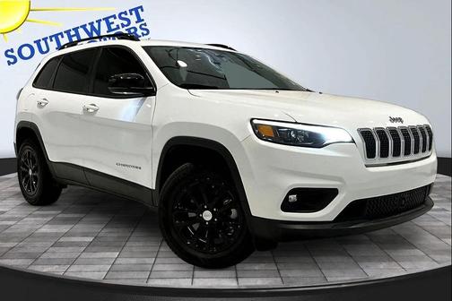 Bright White Clearcoat 2022 Jeep Cherokee Latitude Lux