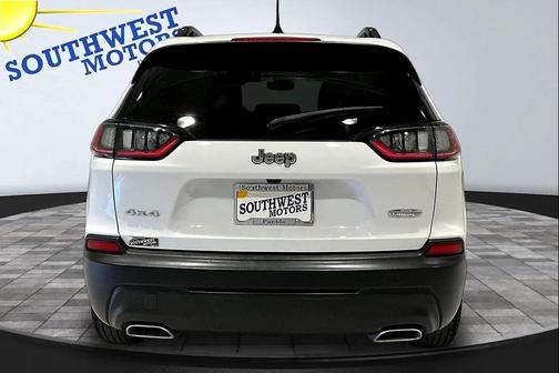 Bright White Clearcoat 2022 Jeep Cherokee Latitude Lux