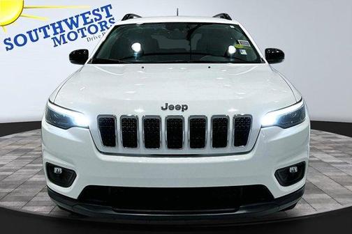 Bright White Clearcoat 2022 Jeep Cherokee Latitude Lux