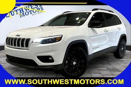 Bright White Clearcoat 2022 Jeep Cherokee Latitude Lux