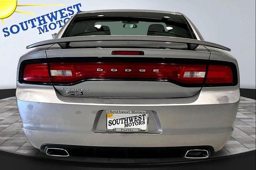 Billet Silver Metallic Clearcoat 2014 Dodge Charger SE
