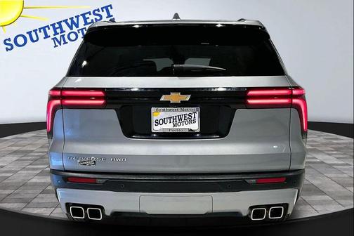 Sterling Gray Metallic 2026 Chevrolet Traverse LT