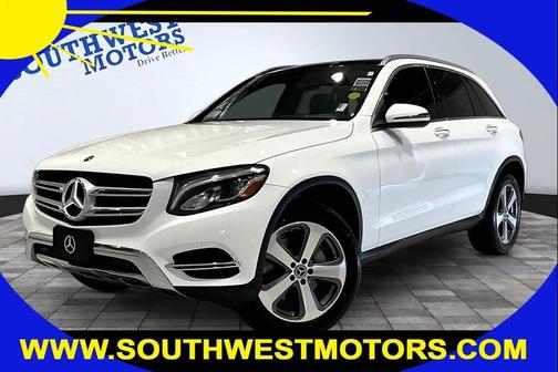 White 2018 Mercedes-Benz GLC 300 Base 4MATIC