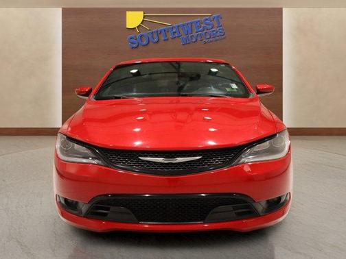 2016 Chrysler 200 S