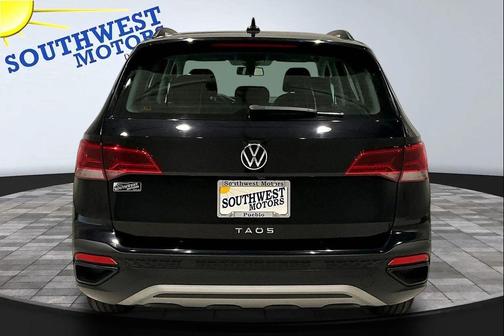 Deep Black Pearl 2022 Volkswagen Taos 1.5T S