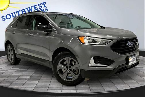Gray 2022 Ford Edge SEL