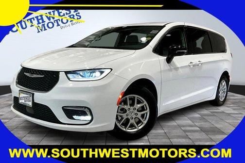 2024 Chrysler Pacifica Touring-L