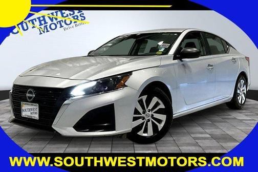 Brilliant Silver Metallic 2024 Nissan Altima 2.5 S