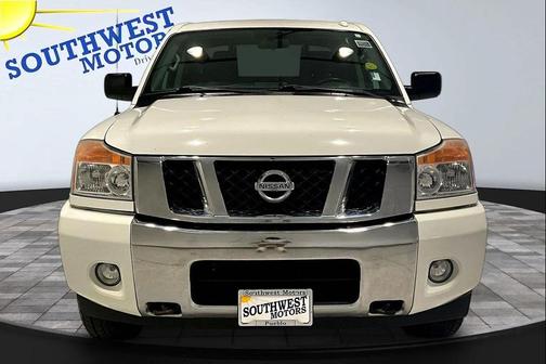 Glacier White 2015 Nissan Titan SV