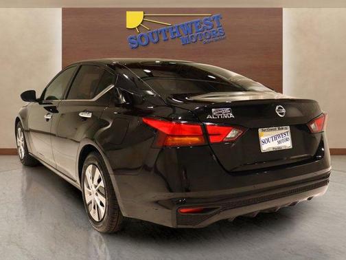 2022 Nissan Altima 2.5 S