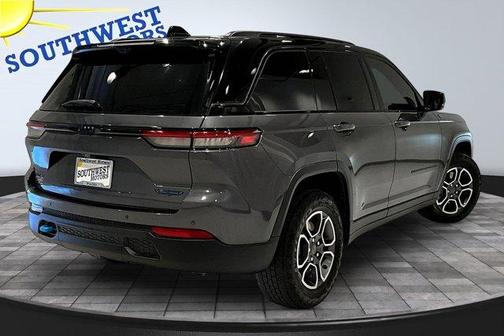 2023 Jeep Grand Cherokee 4xe Trailhawk