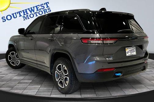 2023 Jeep Grand Cherokee 4xe Trailhawk