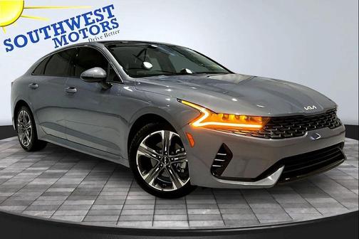Everlasting Silver 2023 Kia K5 EX