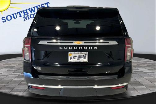Black 2022 Chevrolet Suburban LT
