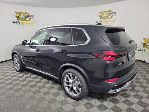 Black Sapphire Metallic 2026 BMW X5 xDrive40i