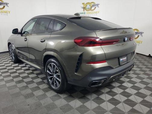 2023 BMW X6 M50i