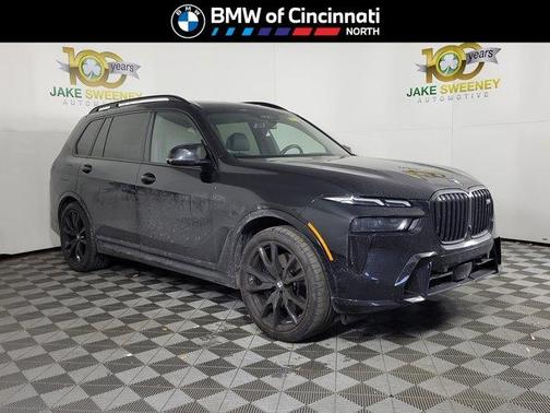 2023 BMW X7 M60i
