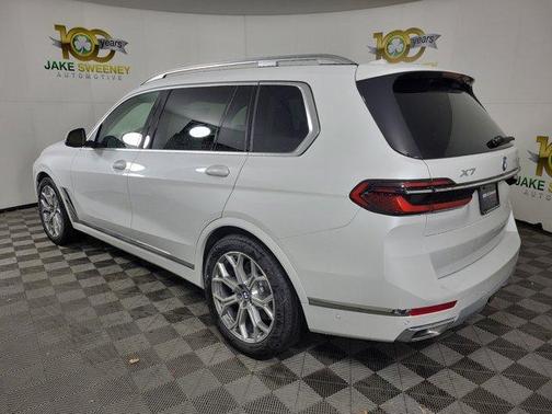 2026 BMW X7 xDrive40i