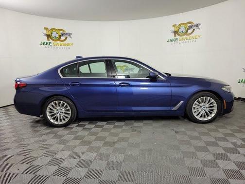 2022 BMW 530 i xDrive