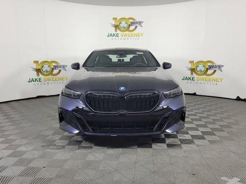 2026 BMW 550e xDrive