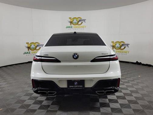 2023 BMW 760 760i xDrive