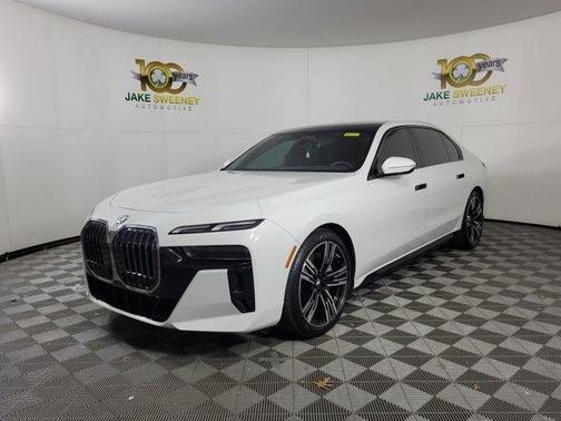 2023 BMW 760 760i xDrive