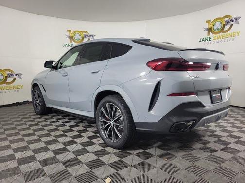 2026 BMW X6 M60i