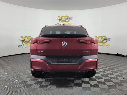 2025 BMW X2 xDrive28i