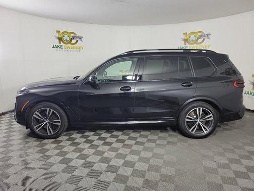 Black Sapphire Metallic 2025 BMW X7 M60i