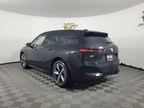 2026 BMW iX xDrive45