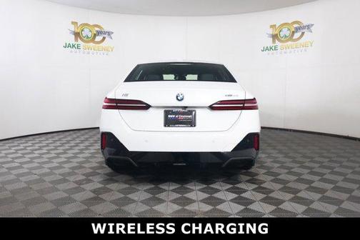 2025 BMW i5 xDrive40