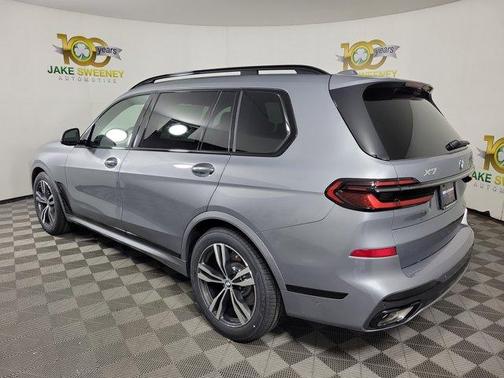 2026 BMW X7 xDrive40i