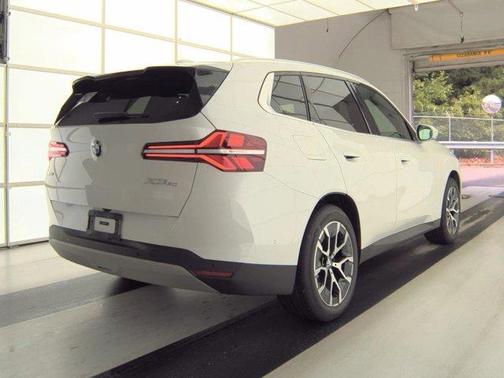 Mineral White Metallic 2025 BMW X3 30 xDrive