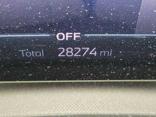 2025 BMW 740 i xDrive