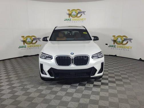 Mineral White Metallic 2024 BMW X3 M40i