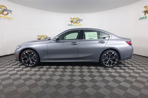 2025 BMW 330 i xDrive