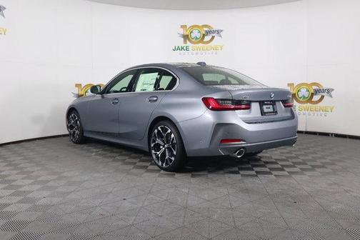 2025 BMW 330 i xDrive