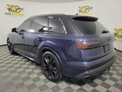 2025 Audi Q7 55 Premium