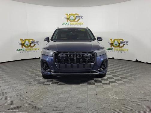 2025 Audi Q7 55 Premium
