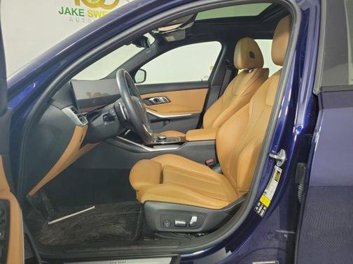 2023 BMW 330 i xDrive