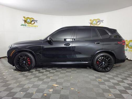 2024 BMW X5 M60i