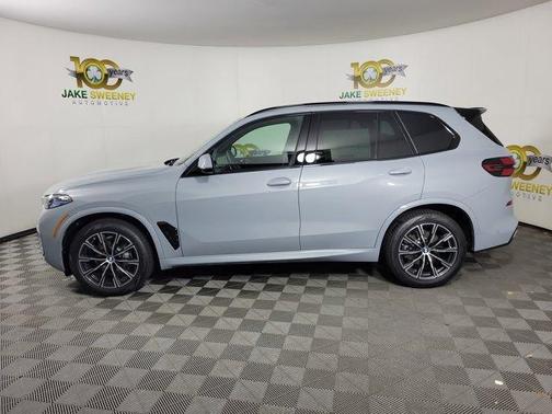 Gray Metallic 2026 BMW X5 xDrive40i