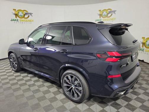 Carbon Black Metallic 2026 BMW X5 xDrive40i