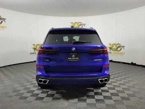 2025 BMW X5 M60i