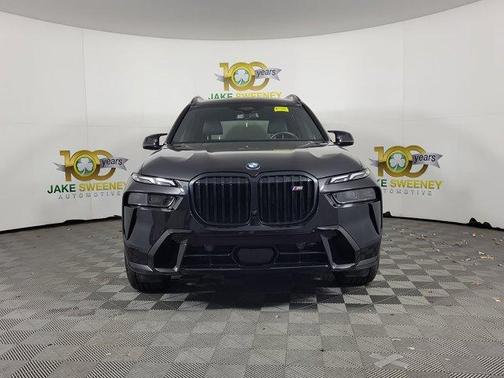 2025 BMW X7 M60i